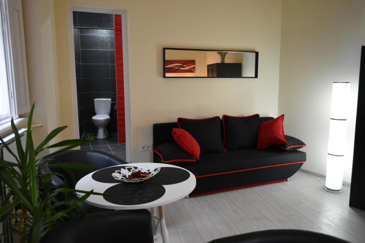 Foter Apartmanhaz Szentendre Buitenkant foto