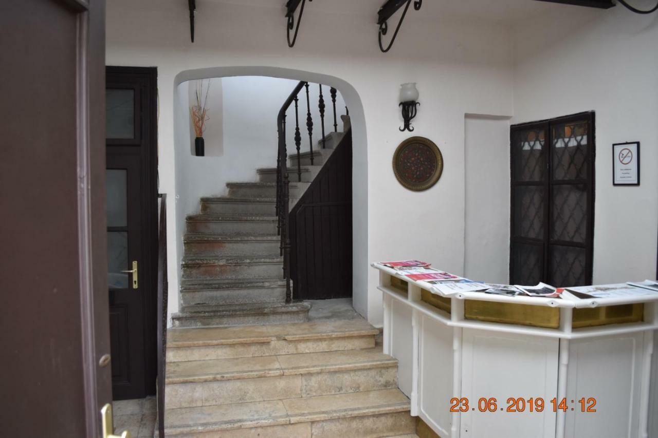 Foter Apartmanhaz Szentendre Buitenkant foto